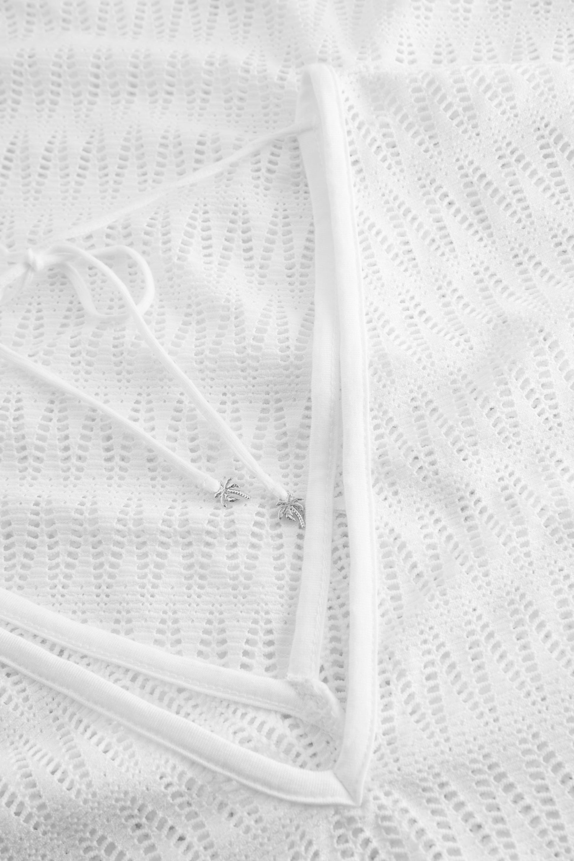 Detailbild 2 von Strandtunika aus Strukturware Grafikmuster Zacken halbtransparent Polyester/Elasthan