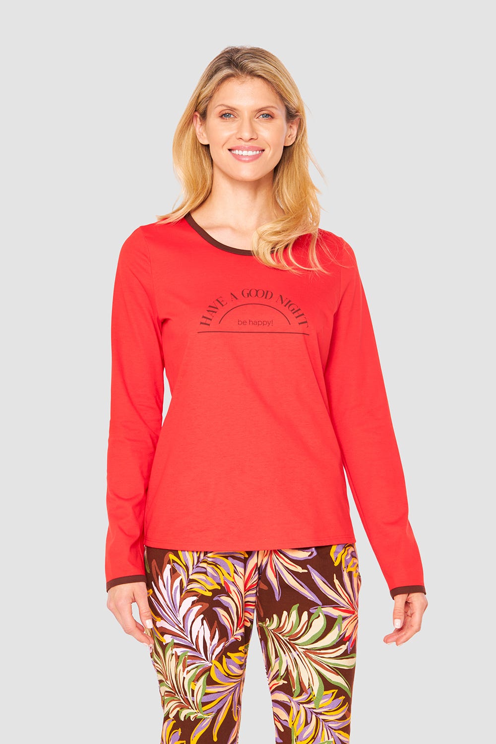 Frontalbild von Shirt mit Schriftzug Rot Braun 100% Baumwolle