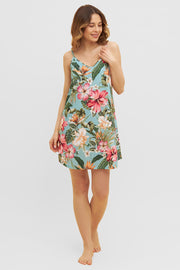 Frontalbild von Trägerkleid im tropischen Druck Spaghetti-Träger Baumwolle/Modal