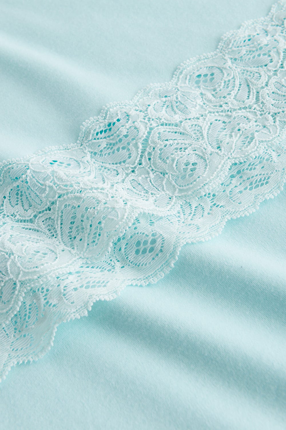 Detailbild 2 von Trägerkleid mit feinen Spitzendetails Uni Elegant 100% Baumwolle