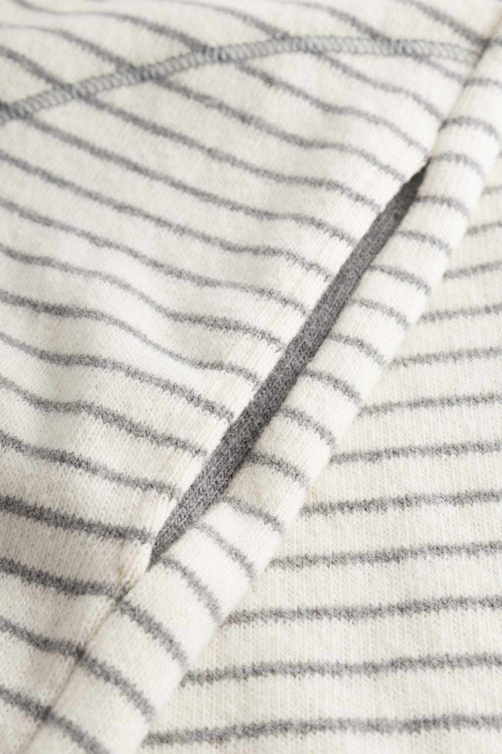 Detailbild 3 von Hauskleid im Ringelmuster Strick Materialmix