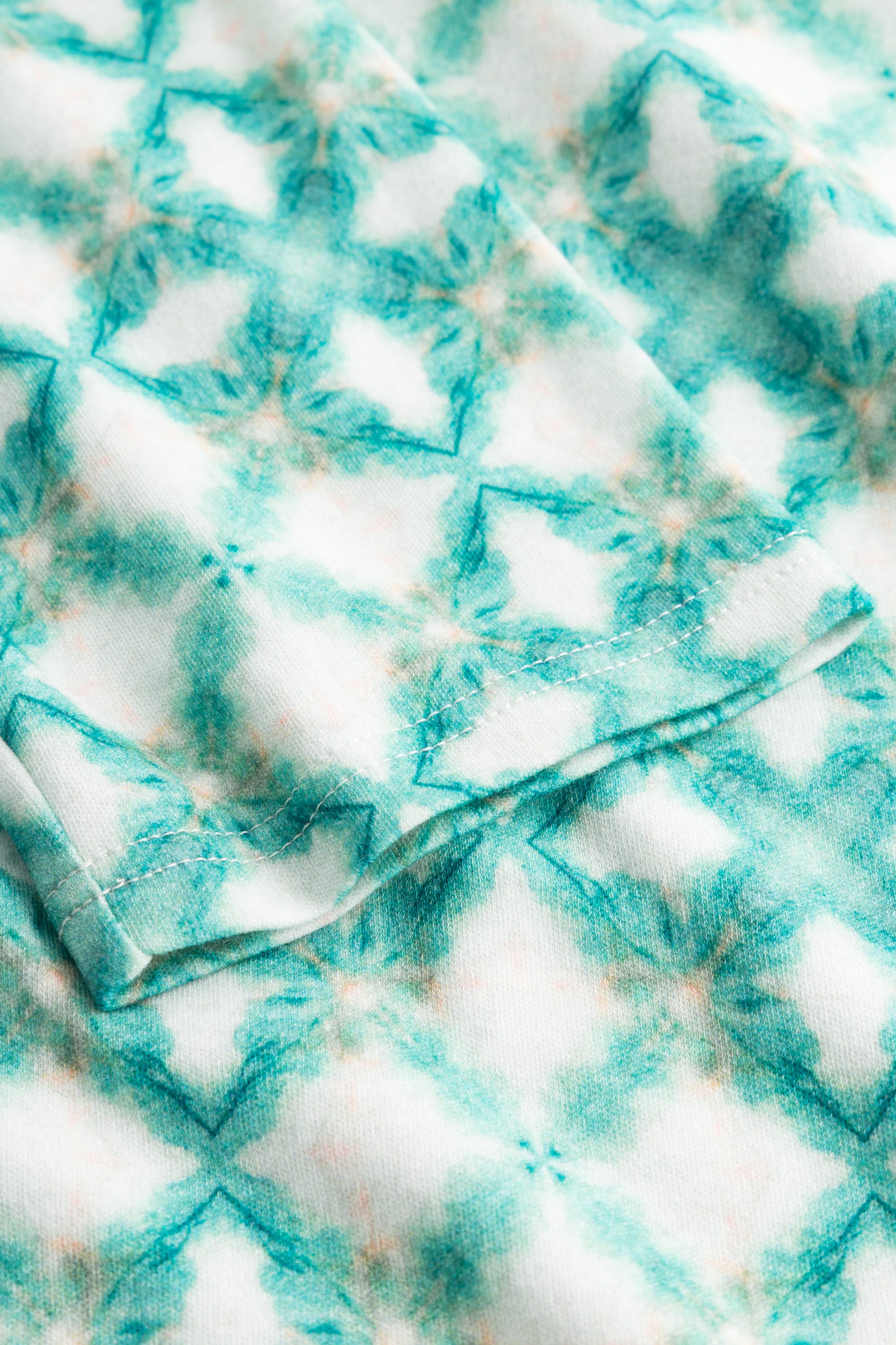 Detailbild 2 von Nachthemd im grafischen Druck Petrol 100% Baumwolle