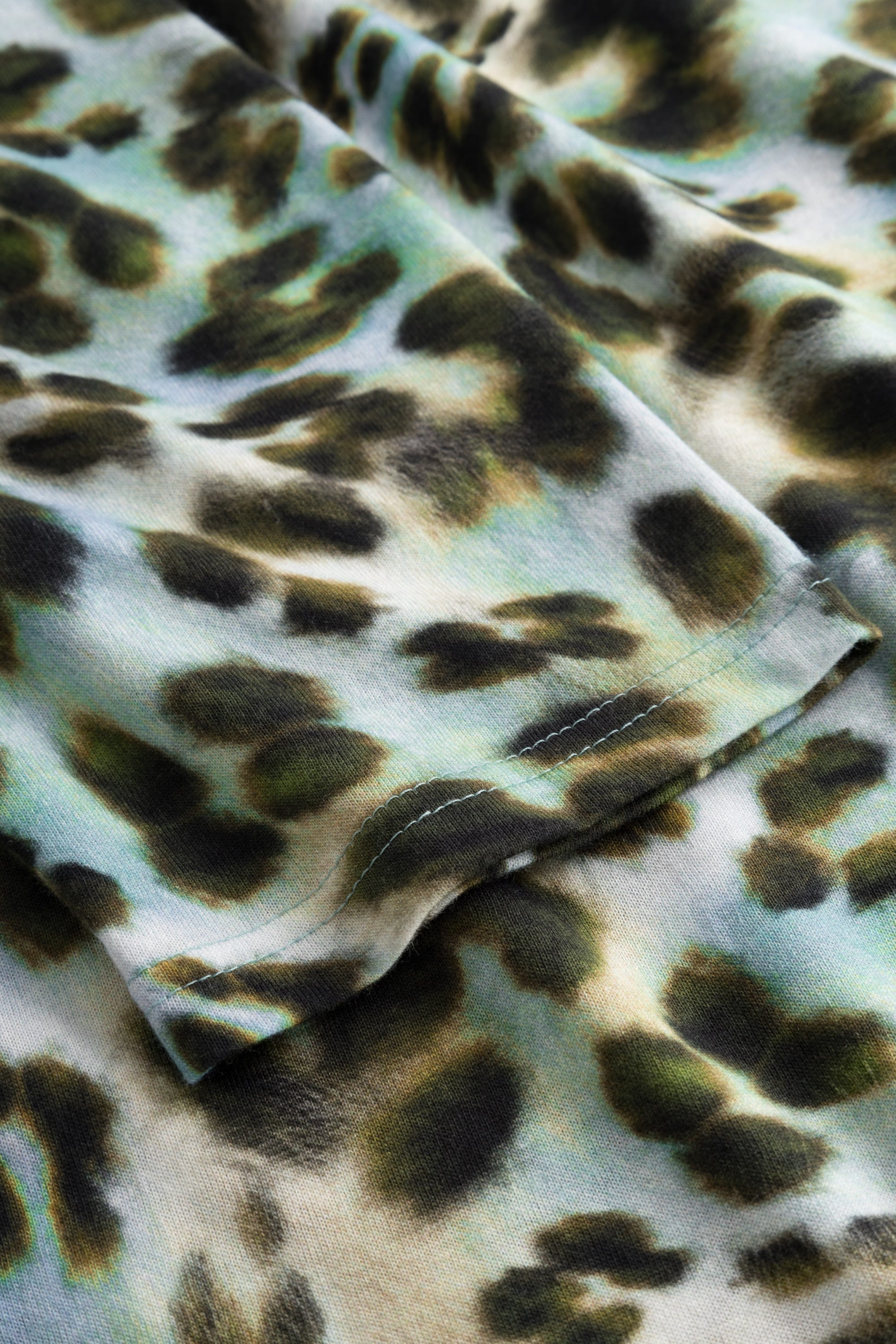 Detailbild 2 von Nachthemd im bunten Leo-Druck Baumwolle/Modal