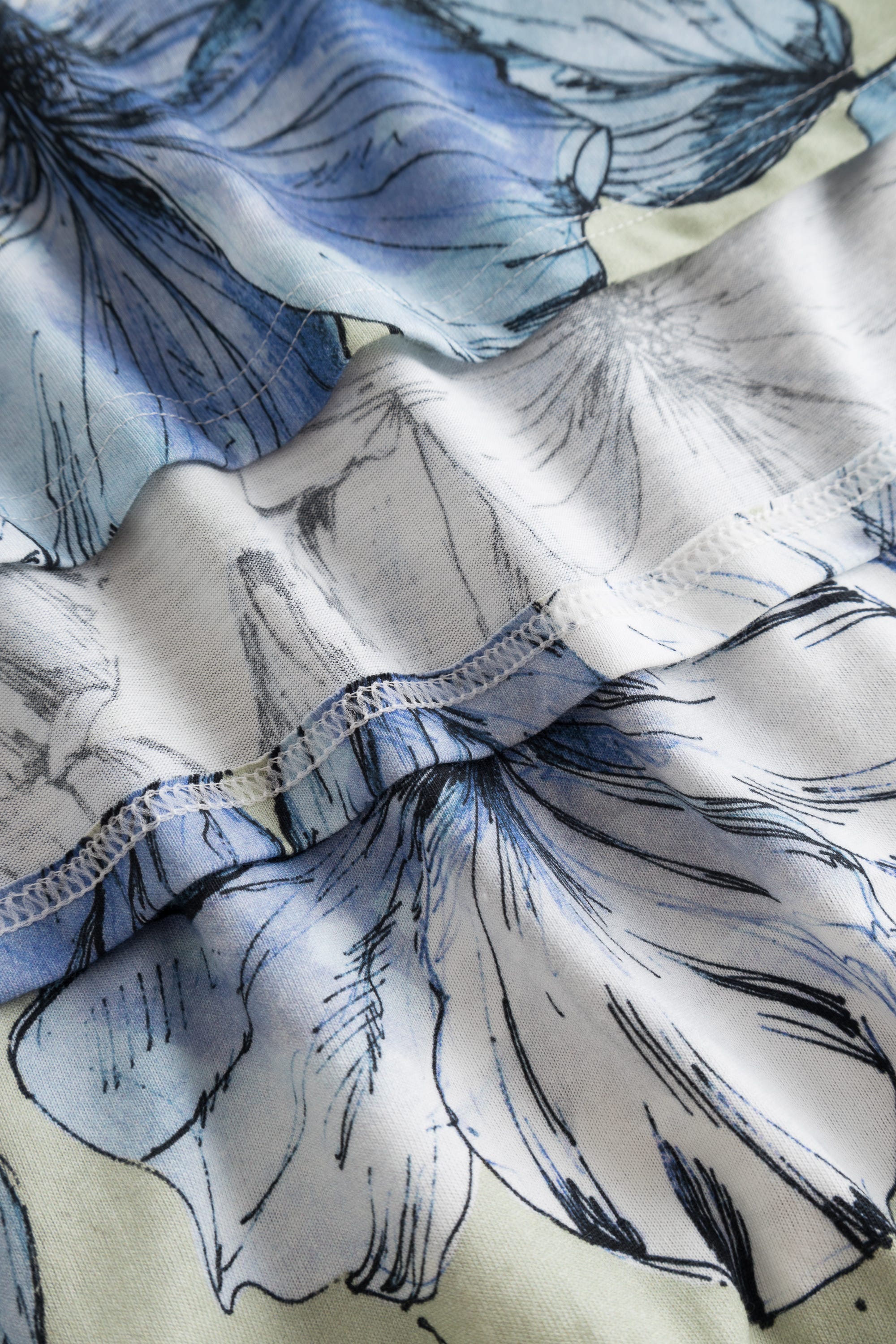 Detailbild 3 von Nachthemd mit Stufenlook Hellblau 100% Baumwolle