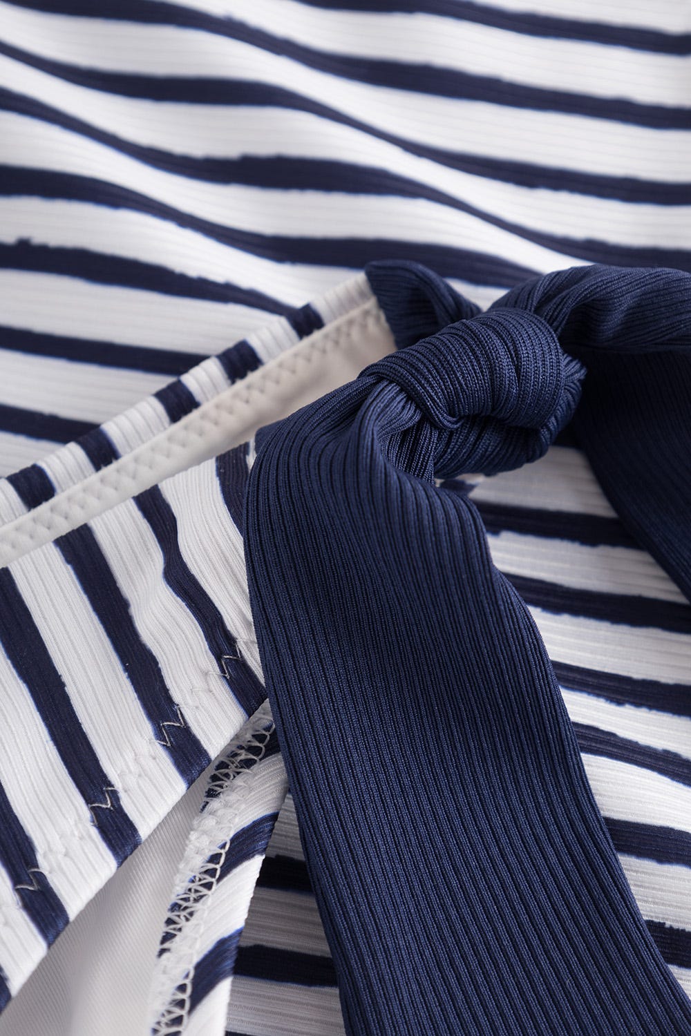 Detailbild 2 von Bikini Hose im Streifen-Druck Bänder Ripp recyceltes Polyester/Elasthan