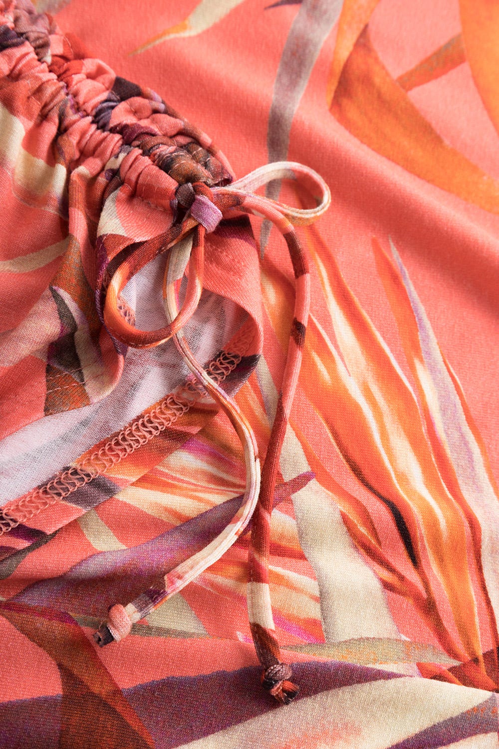 Detailbild 2 von Strandkleid im Blätter-Druck Wickeloptik Maxi Viskose/Elasthan