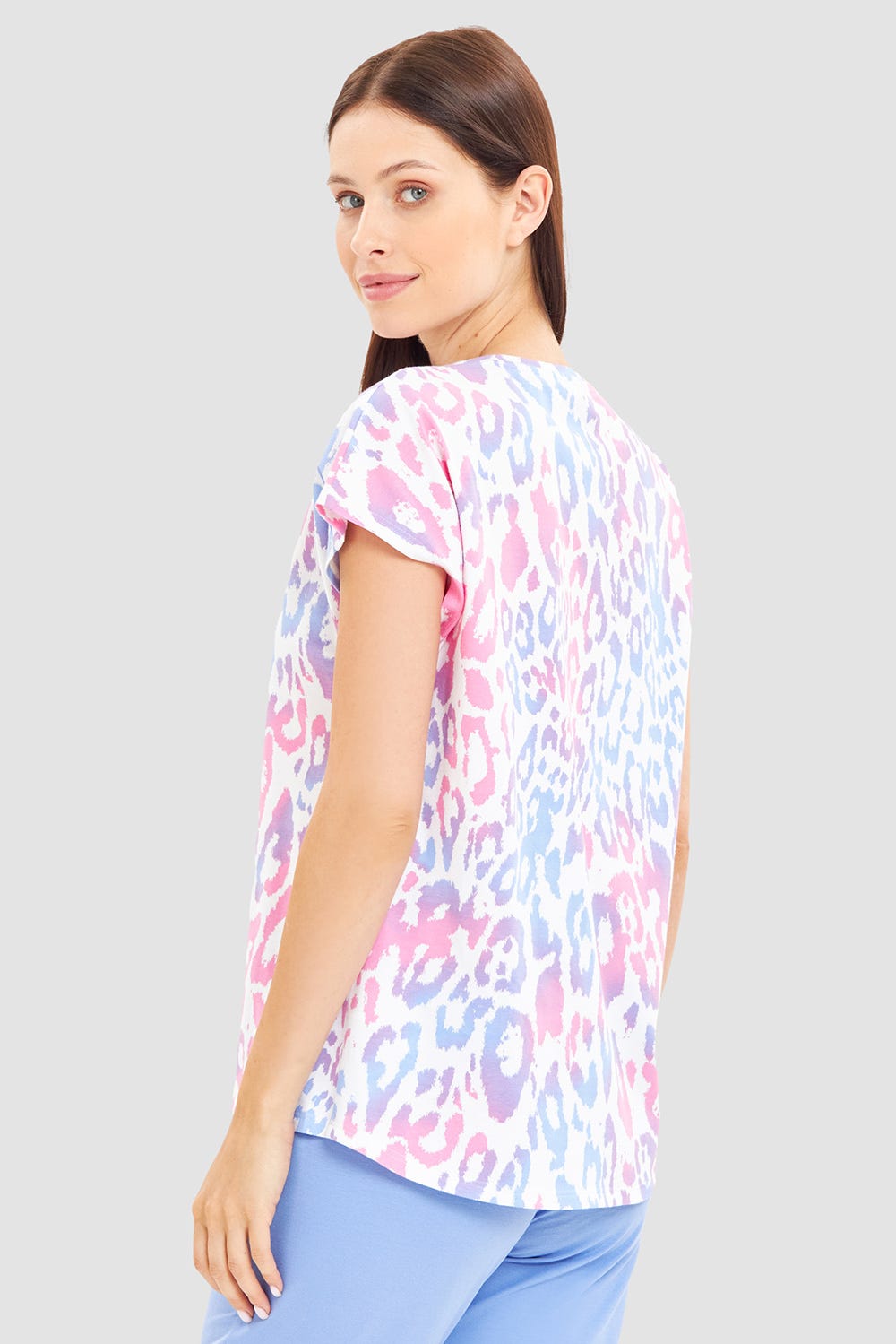 Rückansicht von Pyjamashirt im modernen Leoprint Baumwolle/Elasthan