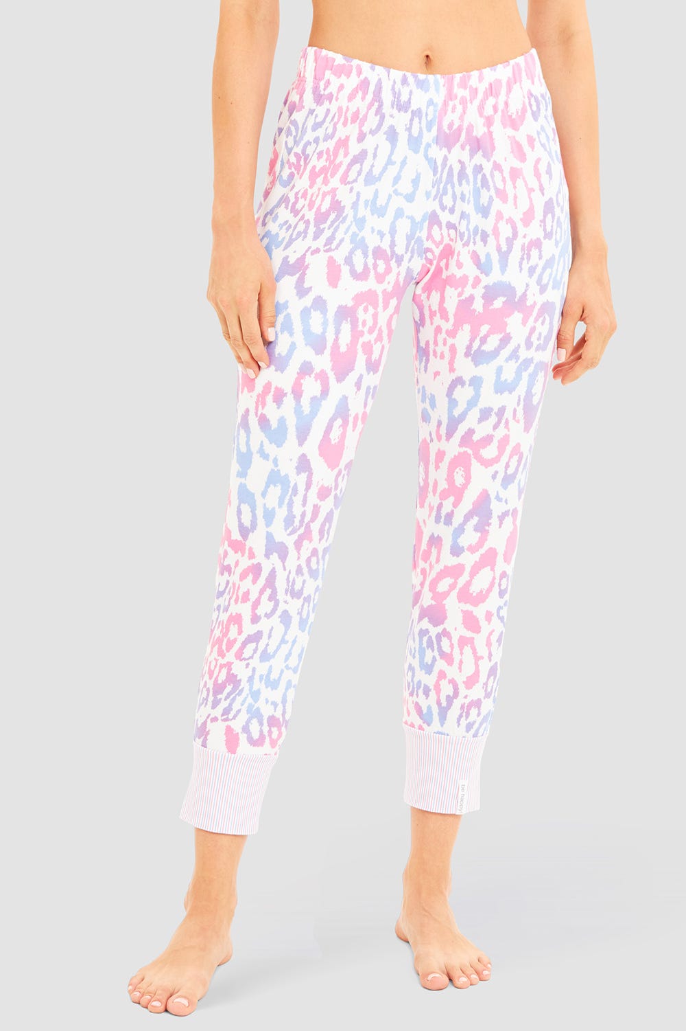 Frontalbild von 7/8-Hose im modernen Leoprint Baumwolle/Elasthan