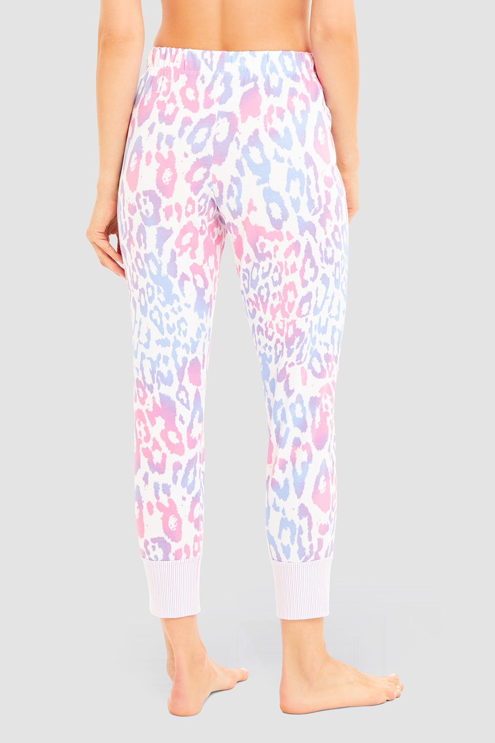 Rückansicht von 7/8-Hose im modernen Leoprint Baumwolle/Elasthan