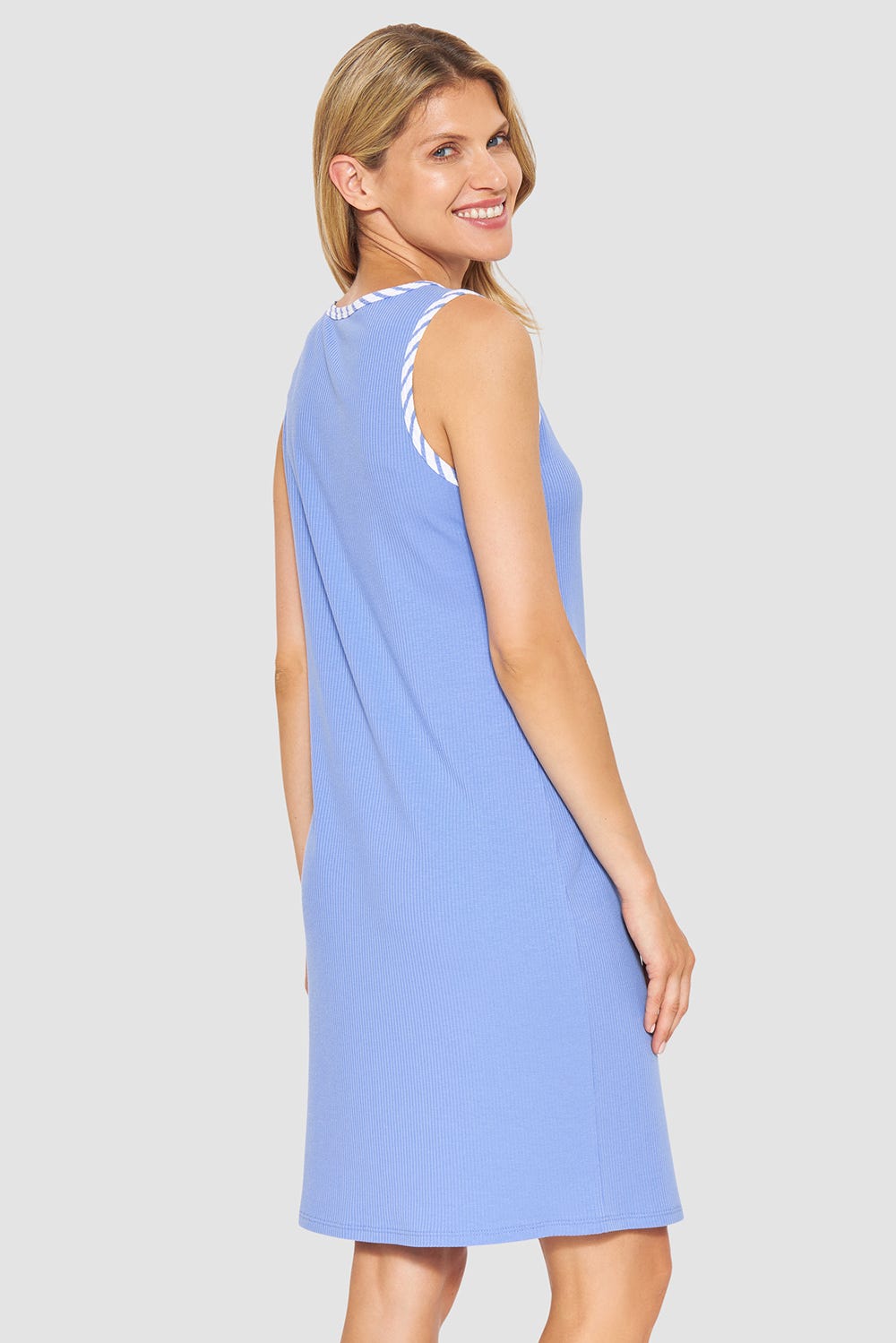 Rückansicht von Nachthemd mit Streifendetails Blau-Weiß Feinrippe