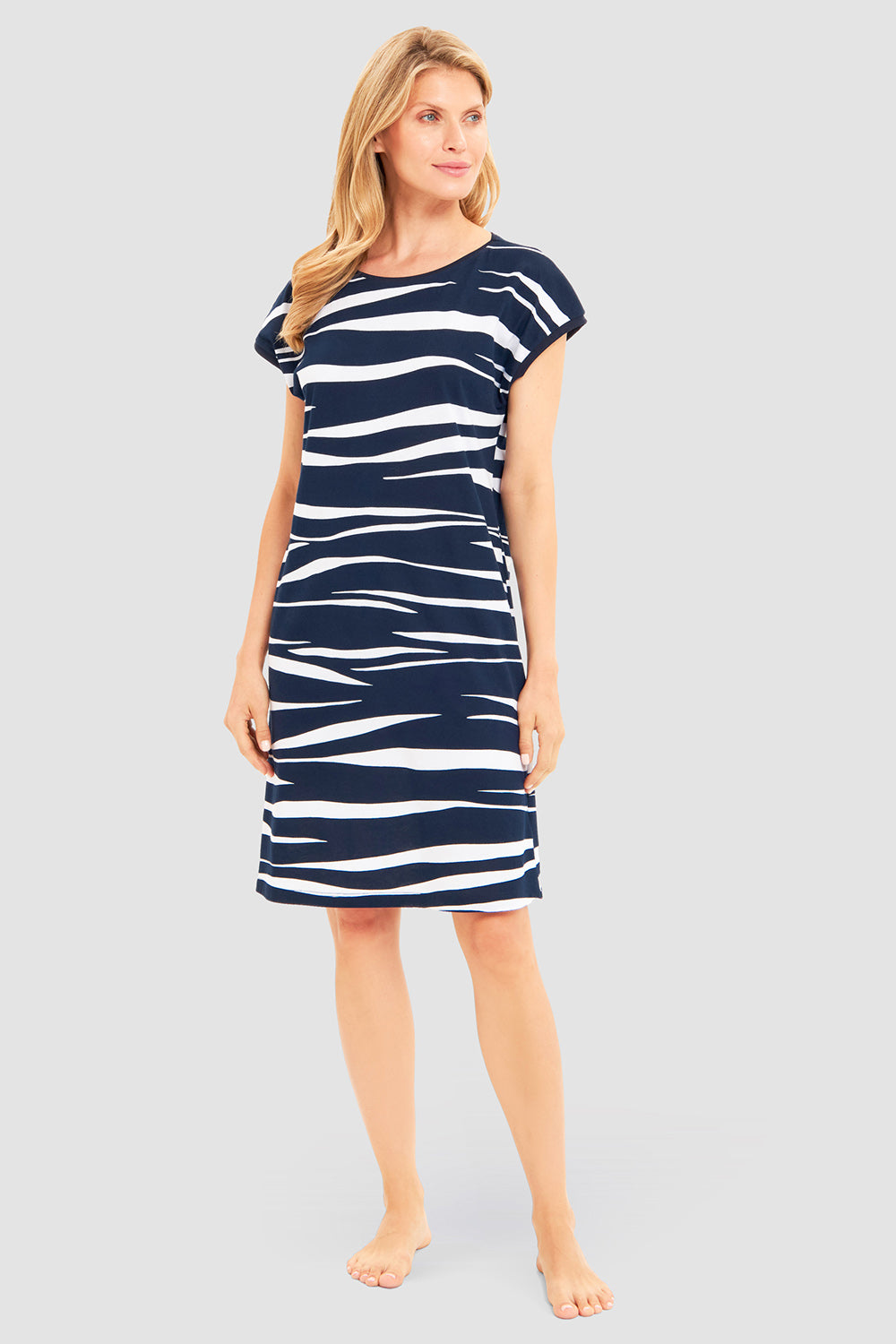 Frontalbild von Rösch Nachthemd Knielang