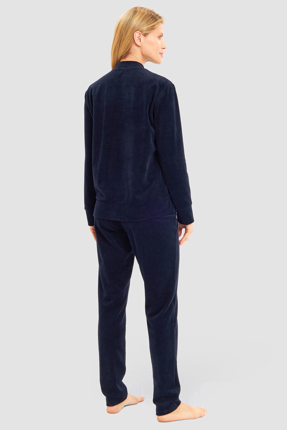 Rückansicht von Hausanzug in Nachtblau aus Cord Baumwolle/Polyester