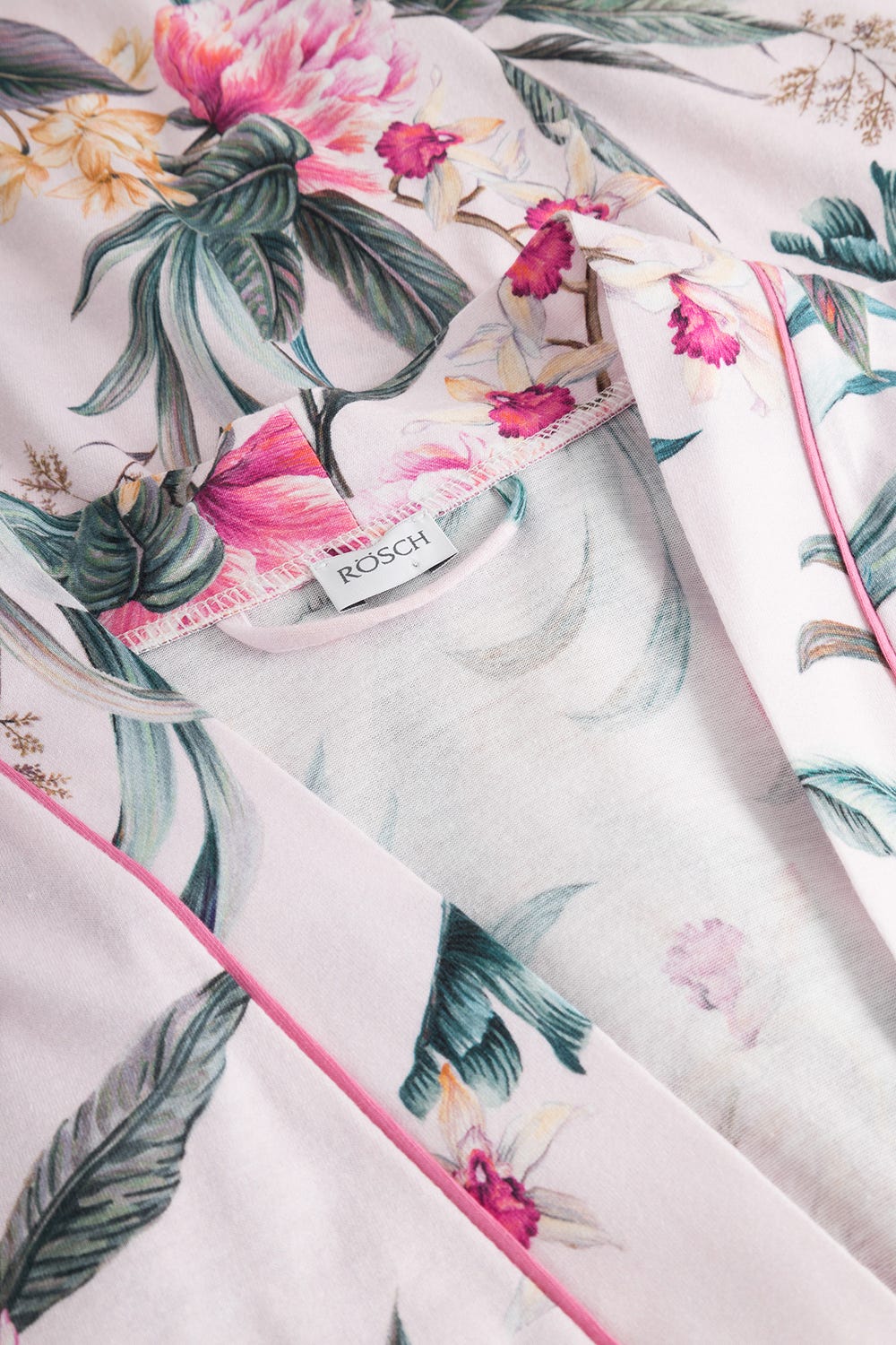 Detailbild 1 von Morgenmantel im sommerlichen Blumendruck exotisch Baumwolle/Modal