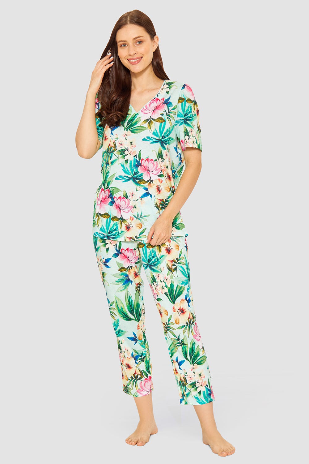 Frontalbild von Pyjama im exotischen Blumendruck Baumwolle/Modal