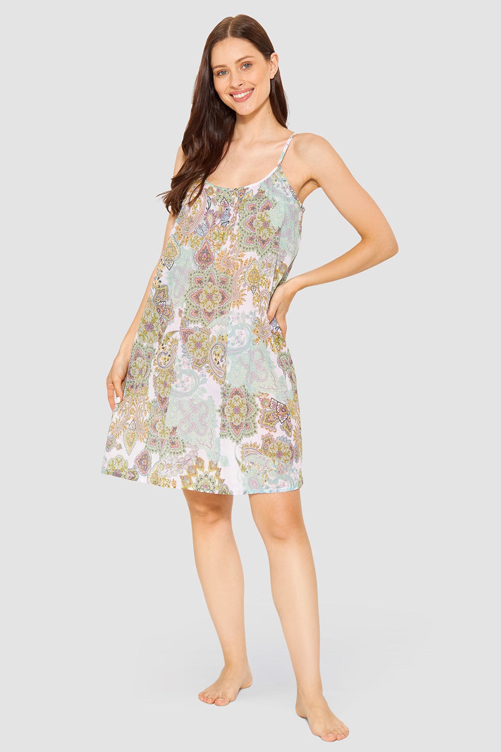 Frontalbild von Trägerkleid im Paisley-Druck Voile 100% Baumwolle