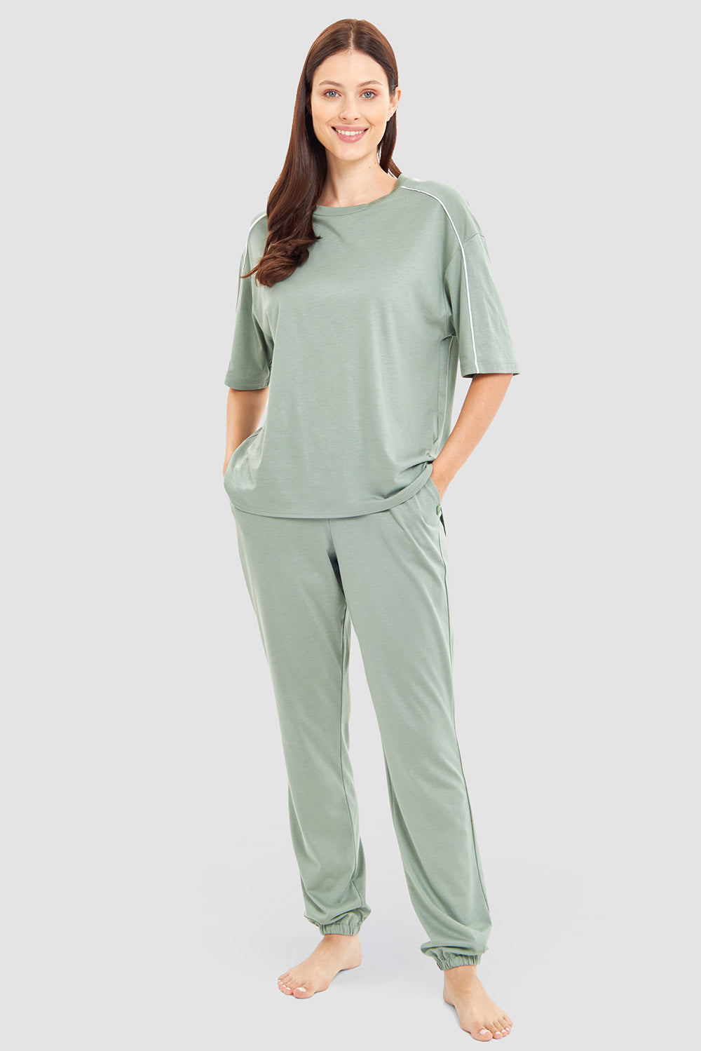 Ganzkörperbild von Rösch Hose Lang