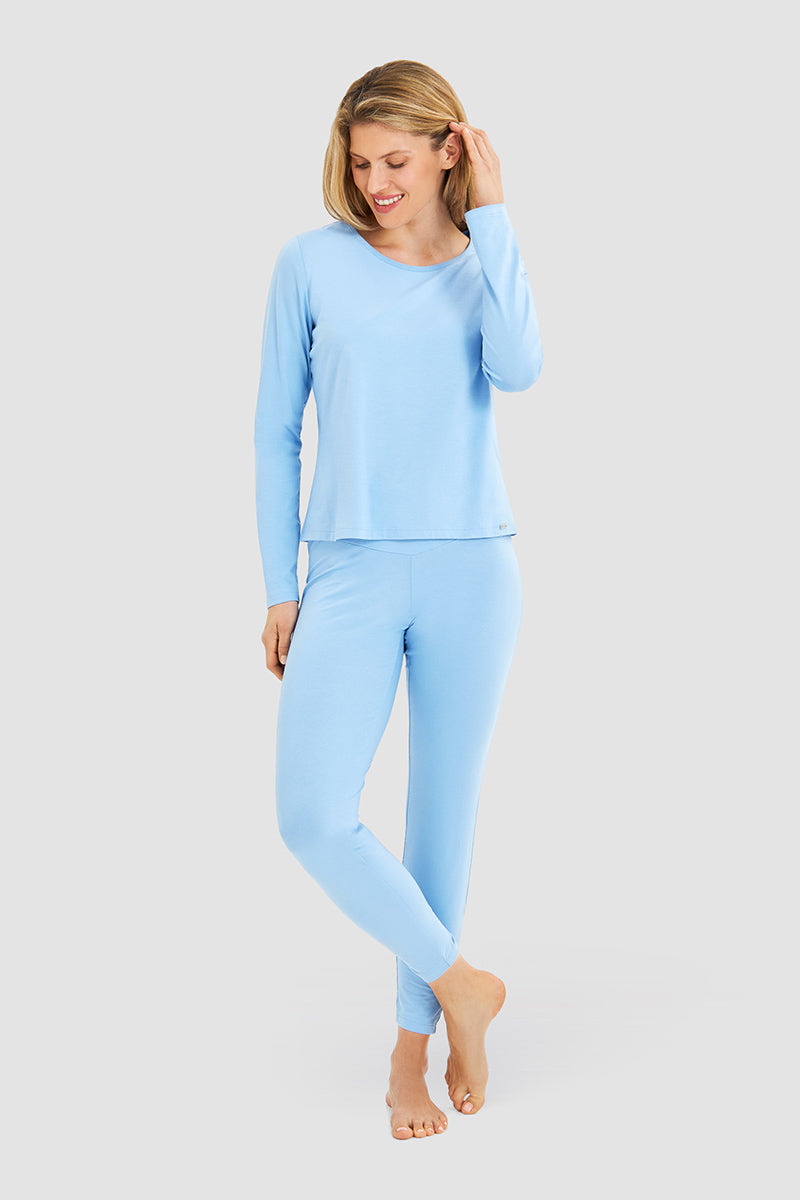 Ganzkörperbild von Rösch Shirt Langarm