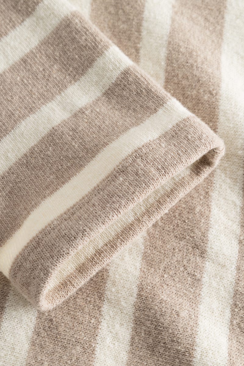 Detailbild 2 von Hausanzug im Ringeldruck Hellbraun aus Strickware