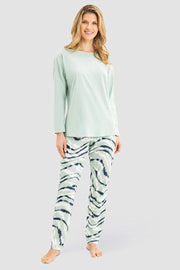 Frontalbild von Pyjama mit Batikdruck Mintgrün 100% Baumwolle