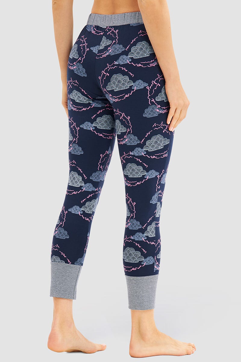 Rückansicht von 7/8-Pyjamahose im Wolken-Druck Baumwolle/Elasthan