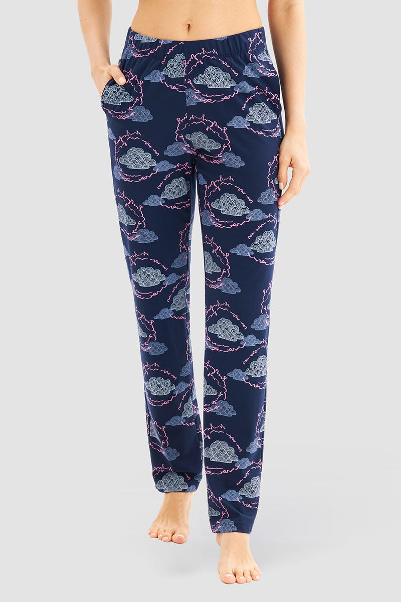 Frontalbild von Pyjamahose im Wolken-Druck Baumwolle/Elasthan