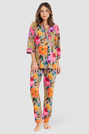 Frontalbild von Pyjama im Aquarell-Blüten-Druck Baumwolle/Modal