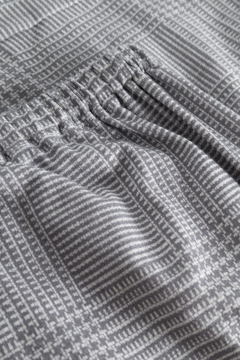 Detailbild 3 von Pyjama im Karo-Druck mit Blumen 100% Baumwolle