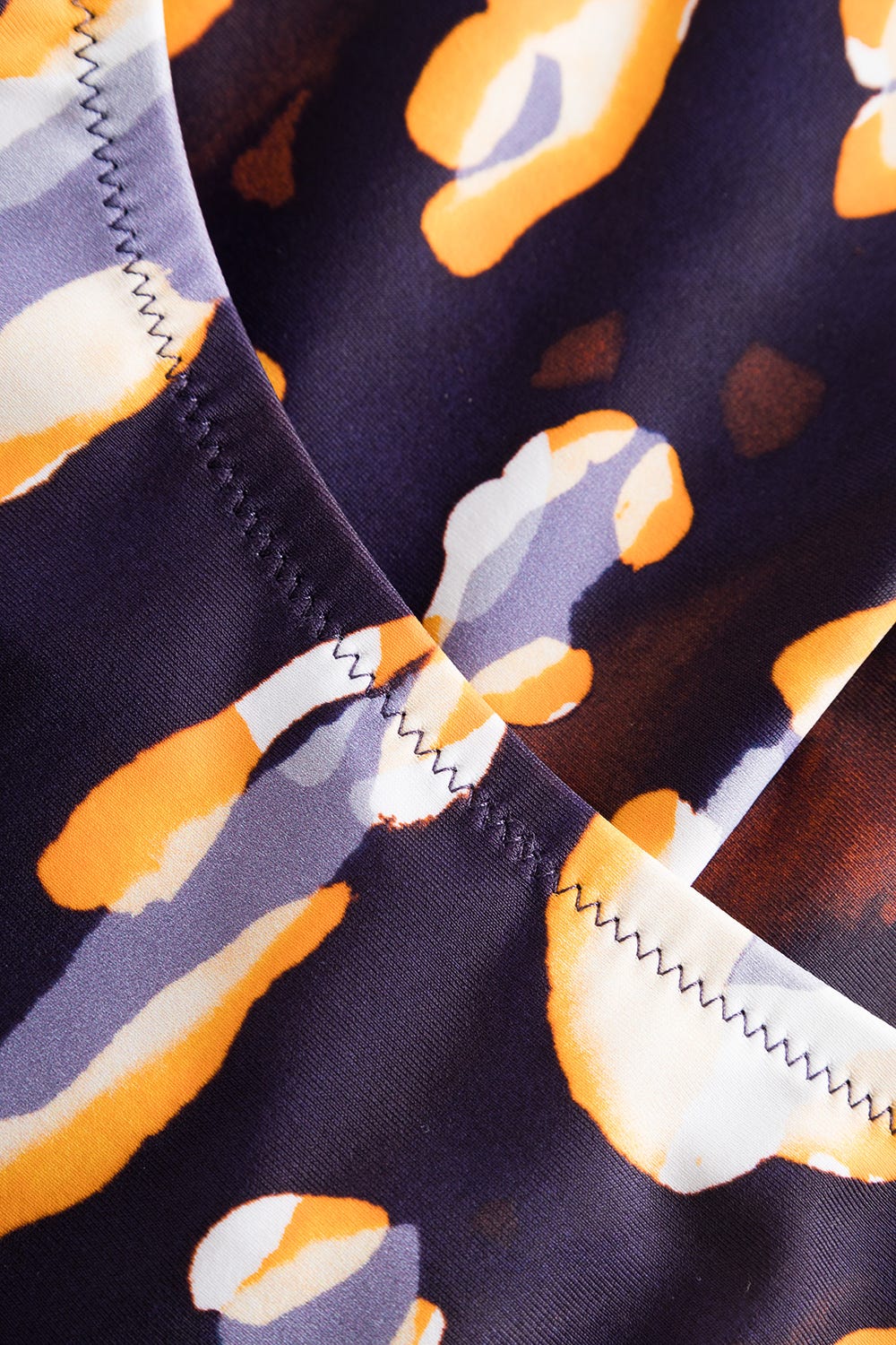 Detailbild 1 von Badeanzug Bügel im Tupfendruck Modern Leo