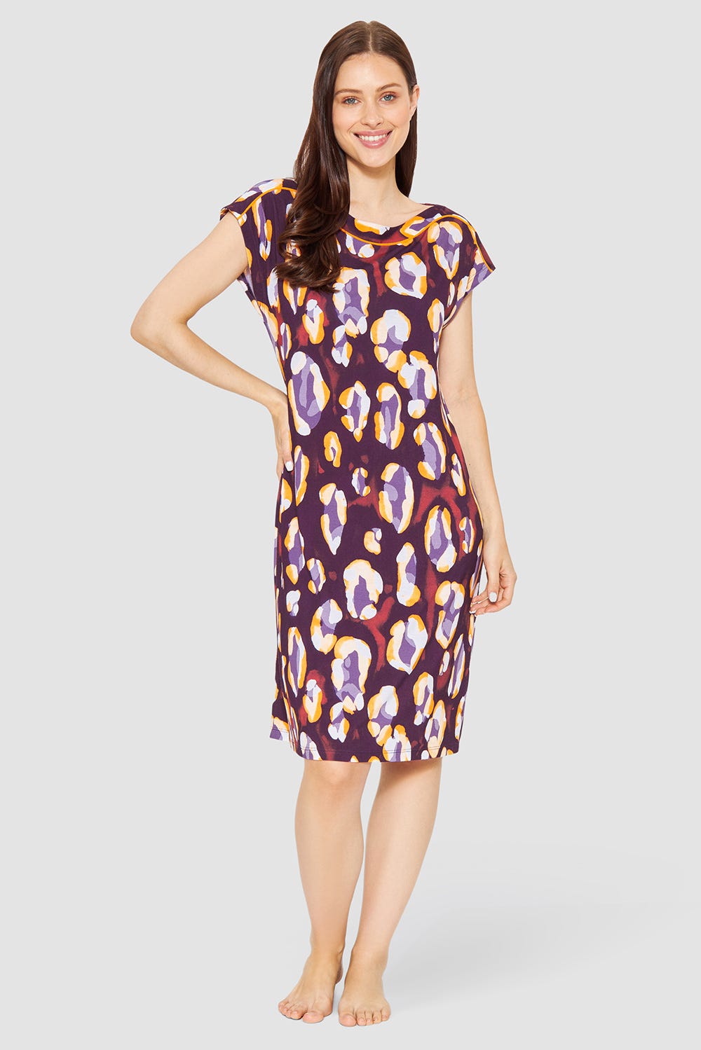 Frontalbild von Strandkleid Kurzarm im Tupfendruck Modern Leo Viskose/Elasthan