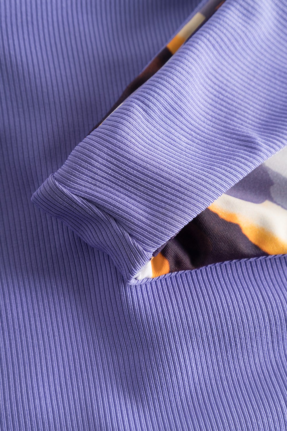 Detailbild 2 von Bikini-Hose wendbar in Flieder und im Tupfendruck Leo