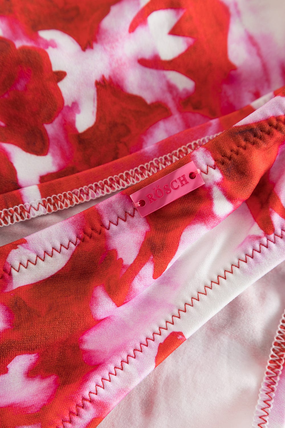 Detailbild 2 von Bikini-Hose Neckholder im Ornament-Druck Rot-Weiß