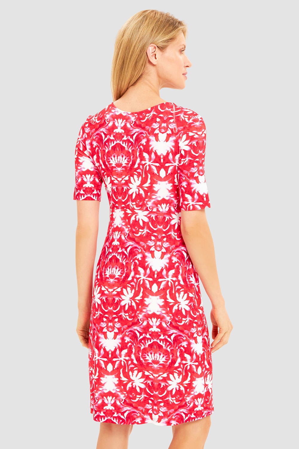 Rückansicht von Strandkleid Ärmellos im Ornament-Druck Rot-Weiß Knot-Optik