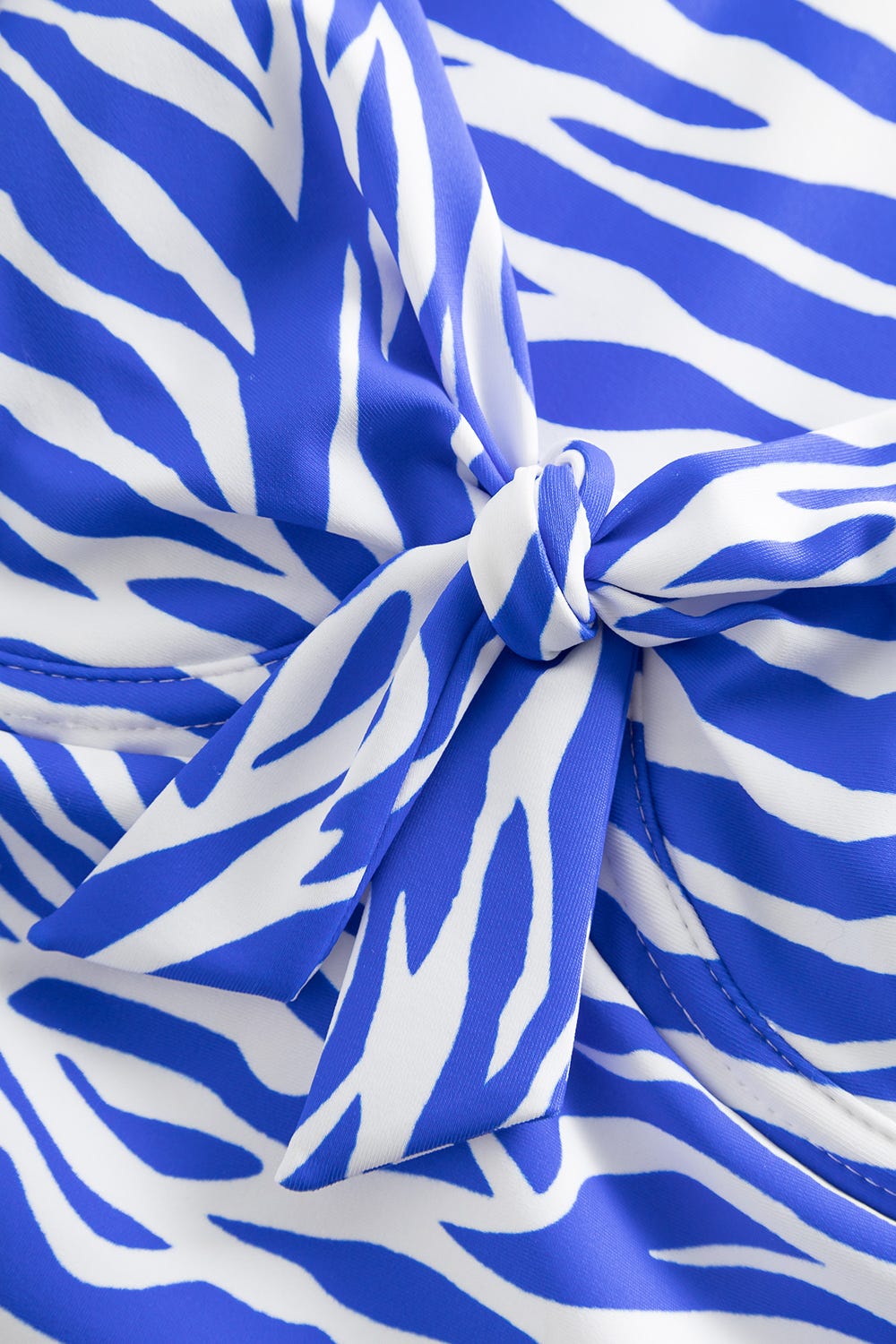 Detailbild 1 von Badeanzug im modernen Zebradruck Blau-Weiß