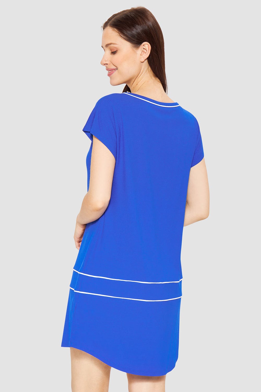 Rückansicht von Strandkleid Kurzarm mit Kontrast-Paspeln Neon-Blau