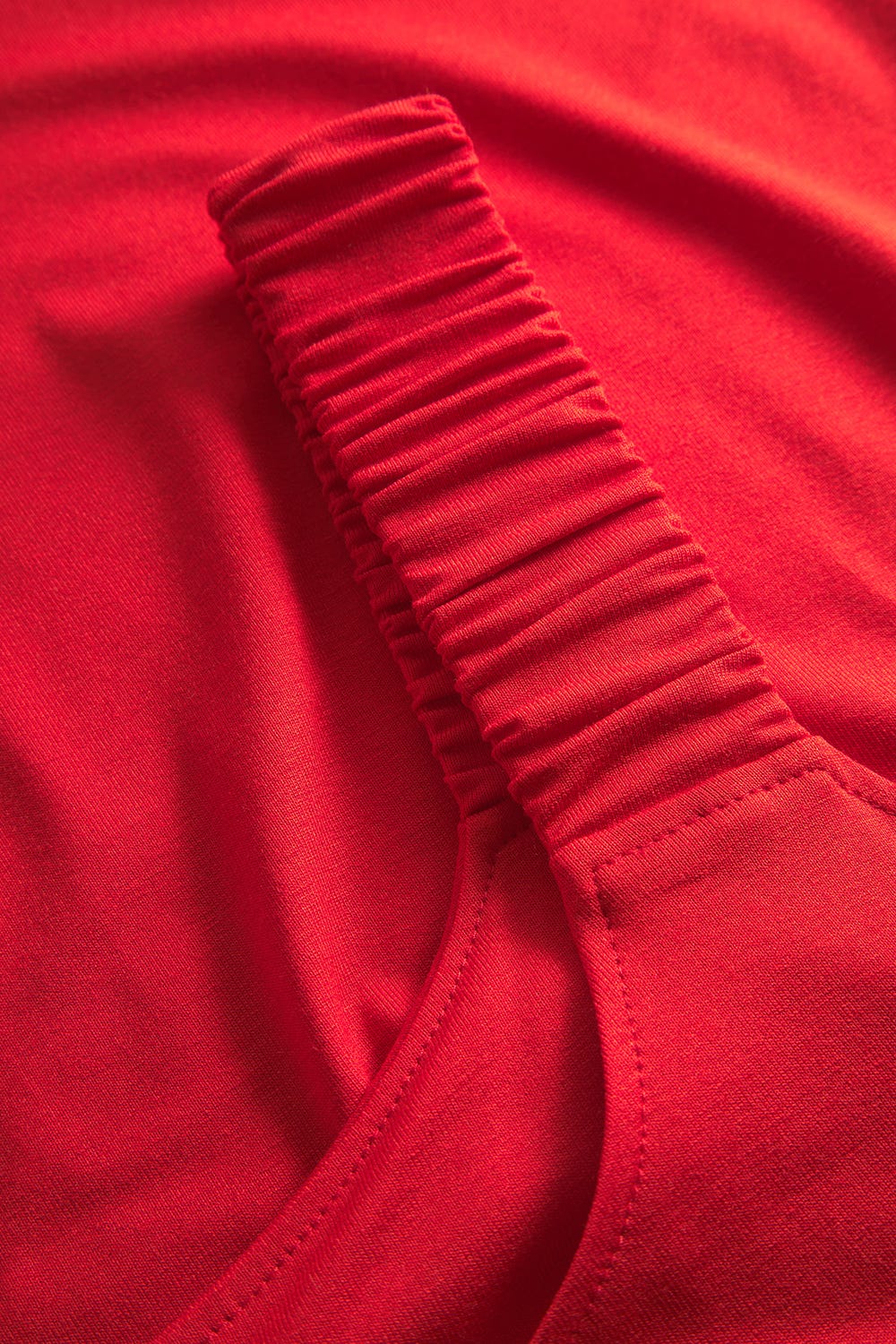 Detailbild 1 von Strandkleid Ärmellos mit welligem Saum in Rot Viskose/Elasthan