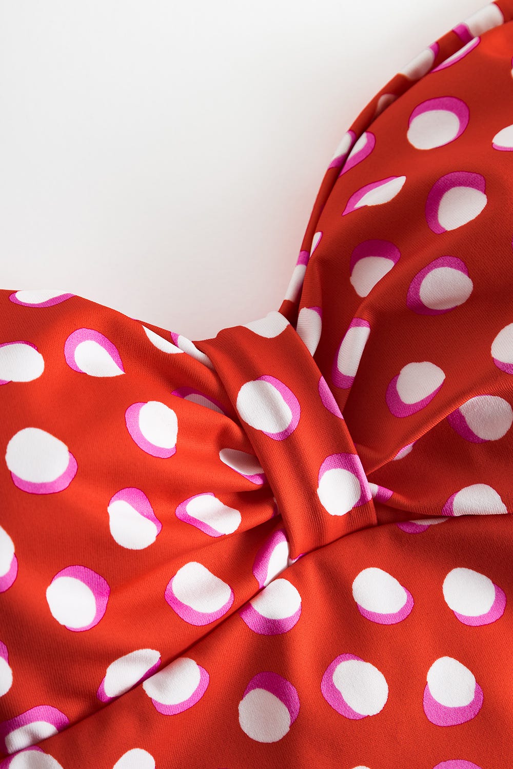 Detailbild 2 von Tankini-Oberteil Neckholder im Retro-Tupfendruck Rot-Weiß 