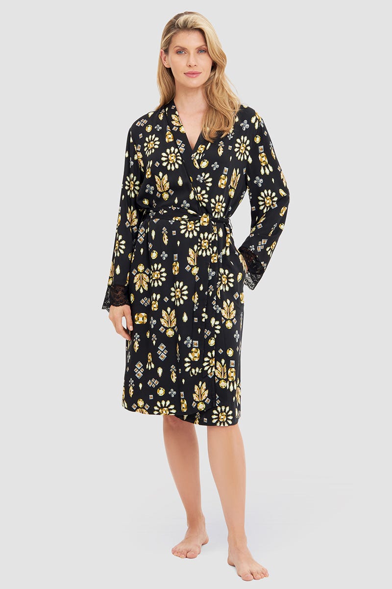 Frontalbild von Morgenmantel im Diamant-Druck Herrenhemd-Stil Viskose