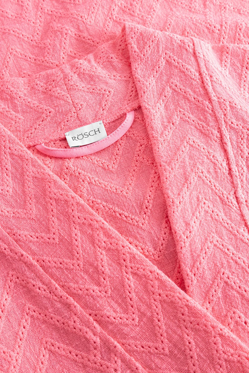 Detailbild 1 von Morgenmantel aus Webware mit grafischen Musterung 100% Baumwolle