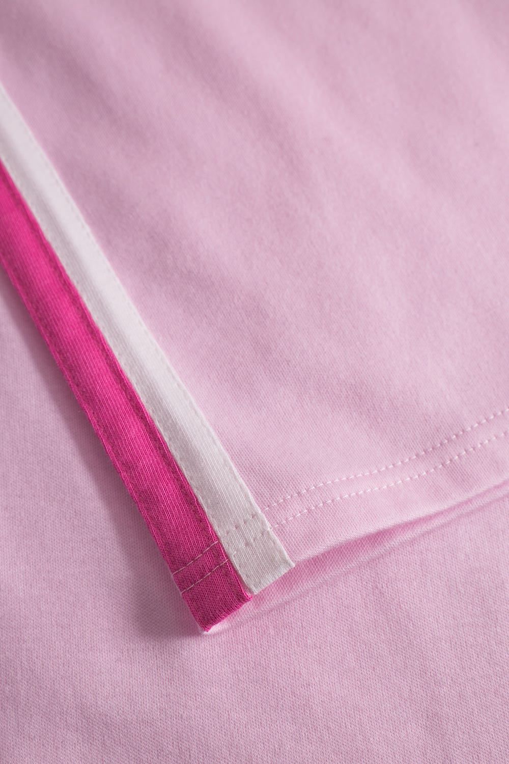 Detailbild 3 von Pyjama mit lässigen Seitenstreifen weich angeraut 100% Baumwolle