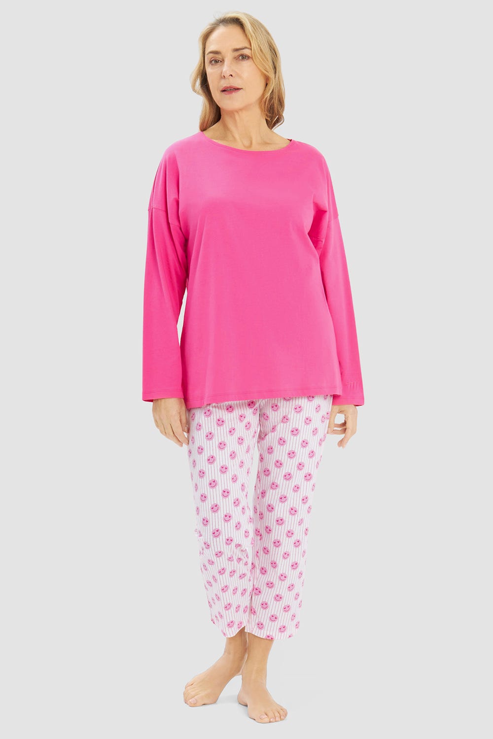 Frontalbild von Pyjama mit Smiley-Druck 100% Baumwolle