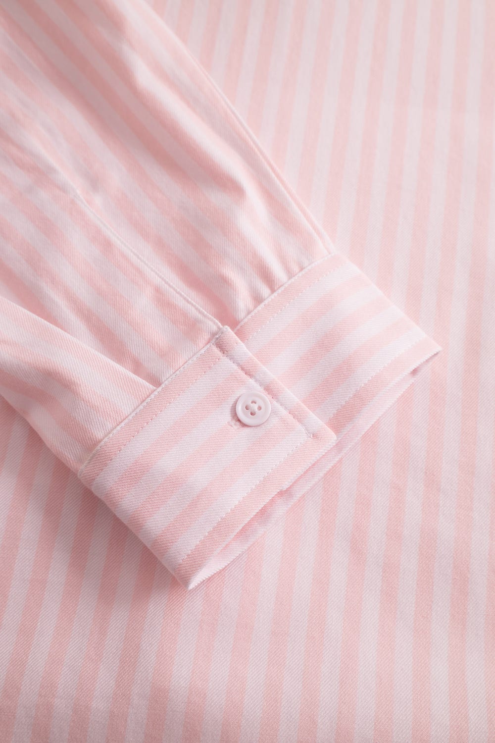 Detailbild 2 von Pyjama im Streifendruck Pastellrosa Flanell 100% Baumwolle