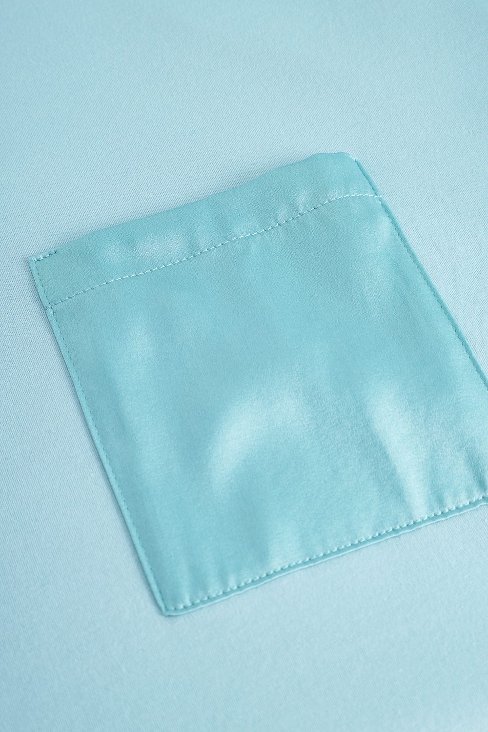 Detailbild 2 von Nachthemd mit Satindetails an Brusttasche