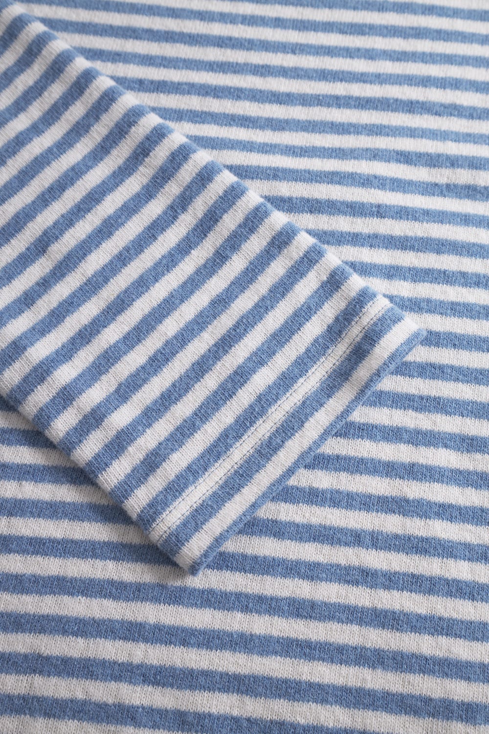 Detailbild 2 von Hausanzug mit Ringeldruck Blau-Weiß Materialmix