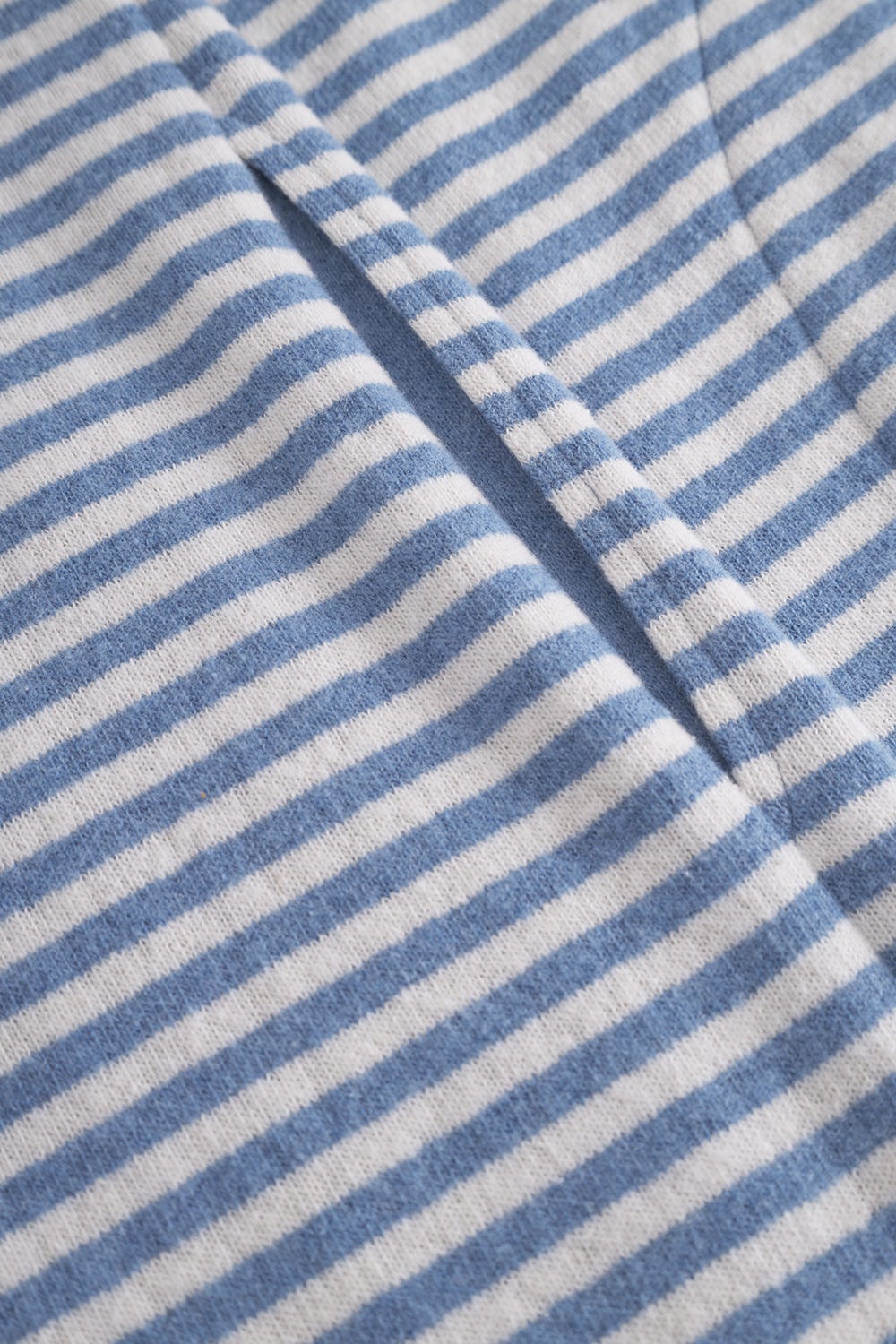 Detailbild 3 von Hauskleid mit Ringeldruck Blau-Weiß Materialmix