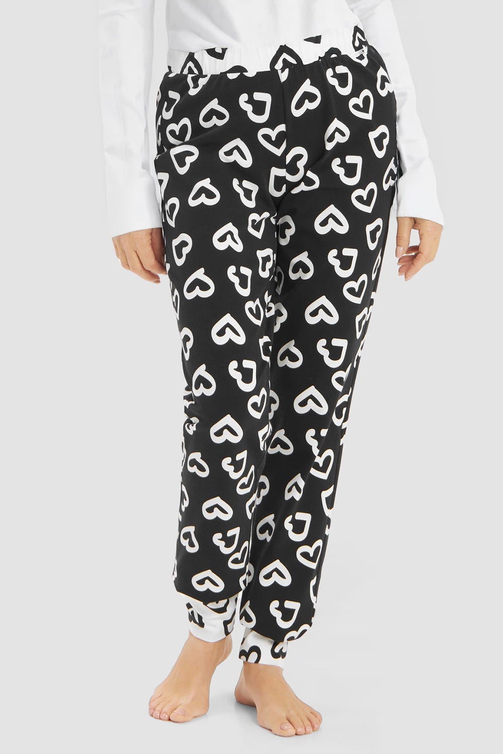 Frontalbild von Pyjamahose mit Herz-Muster Baumwolle/Elasthan