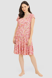 Frontalbild von Strandkleid Kurzarm im sommerlichen Paisley-Druck