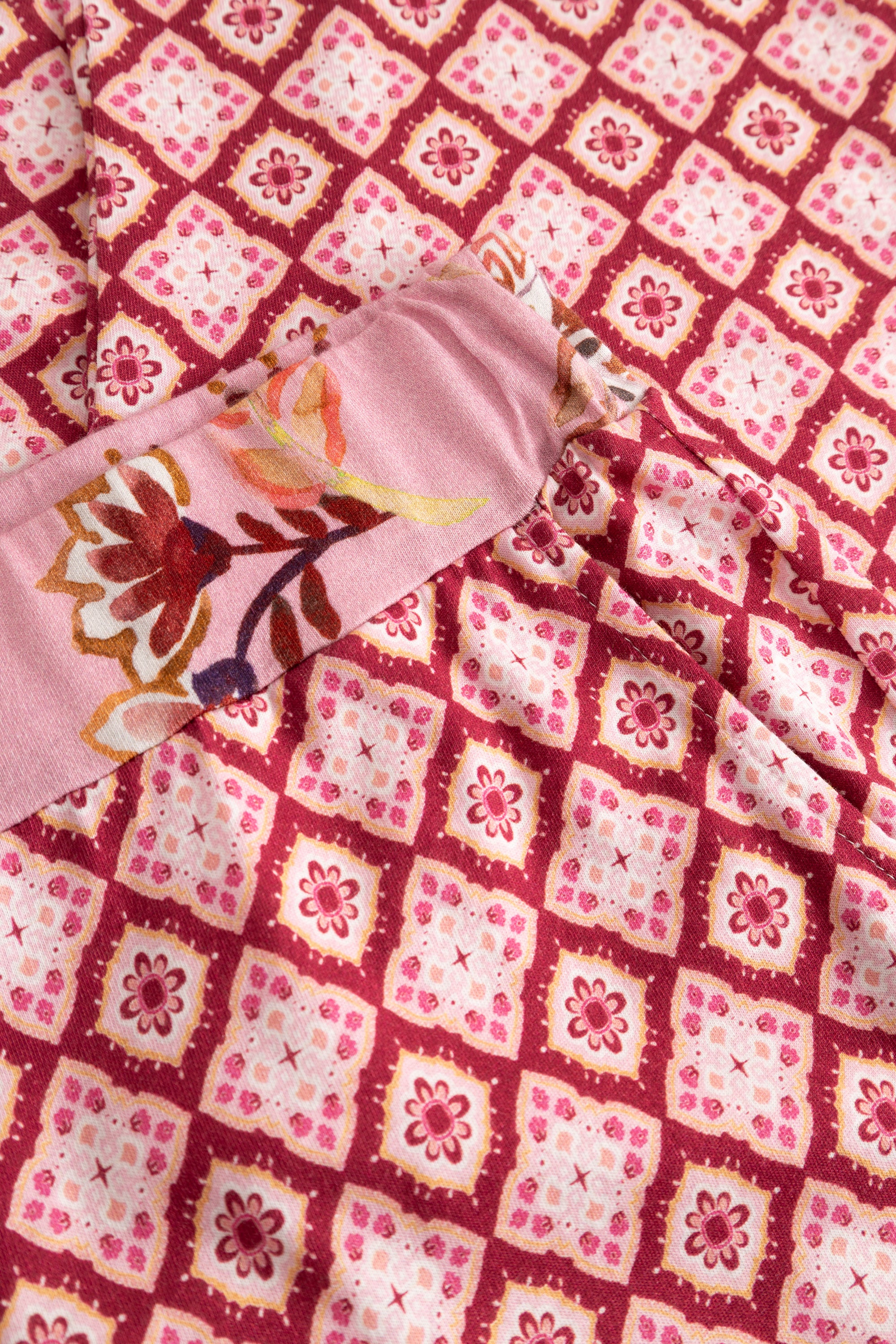 Pantalon 7/8 Rösch, motifs ornementaux