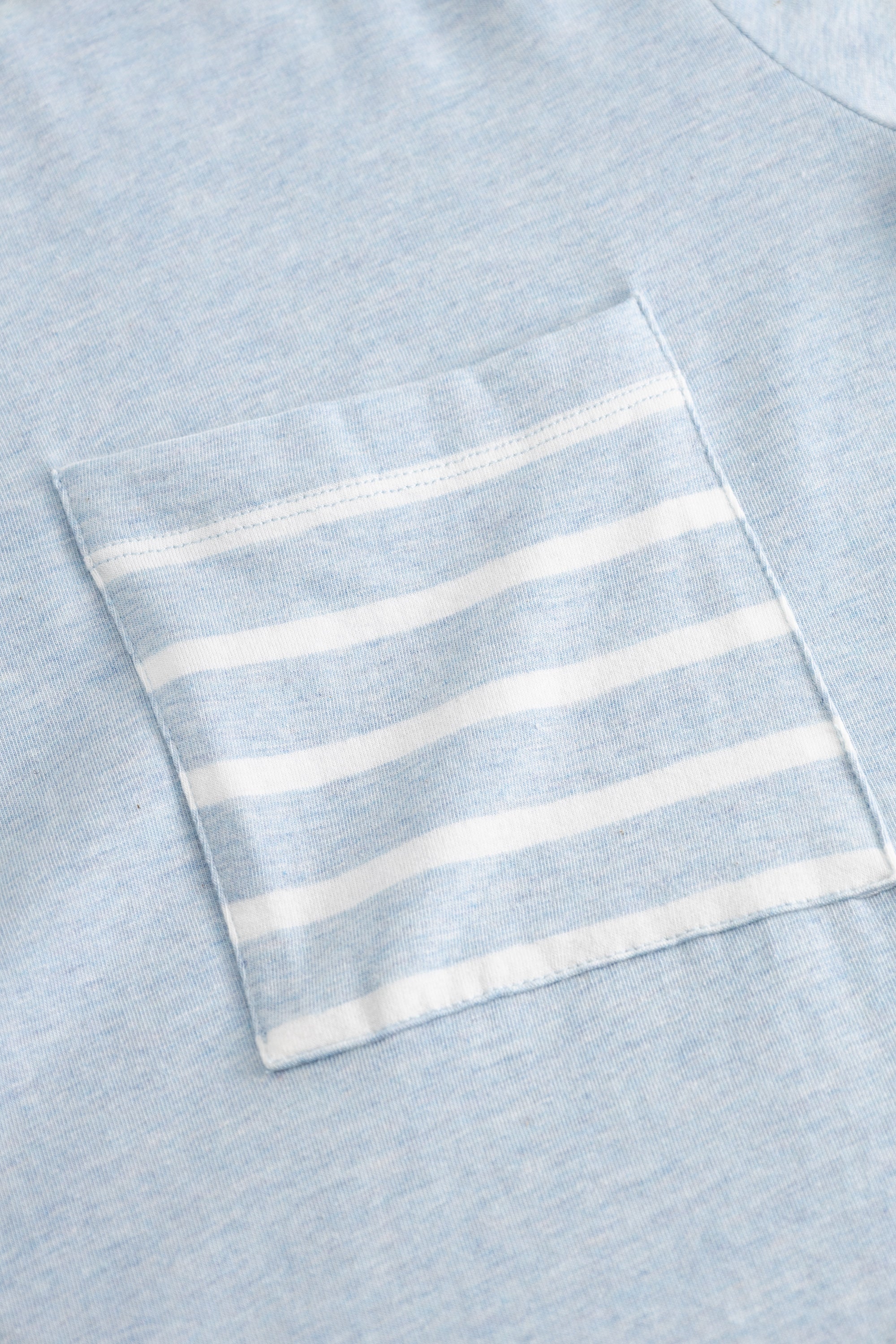 Robe de nuit courte Rösch, rayures style marin bleu