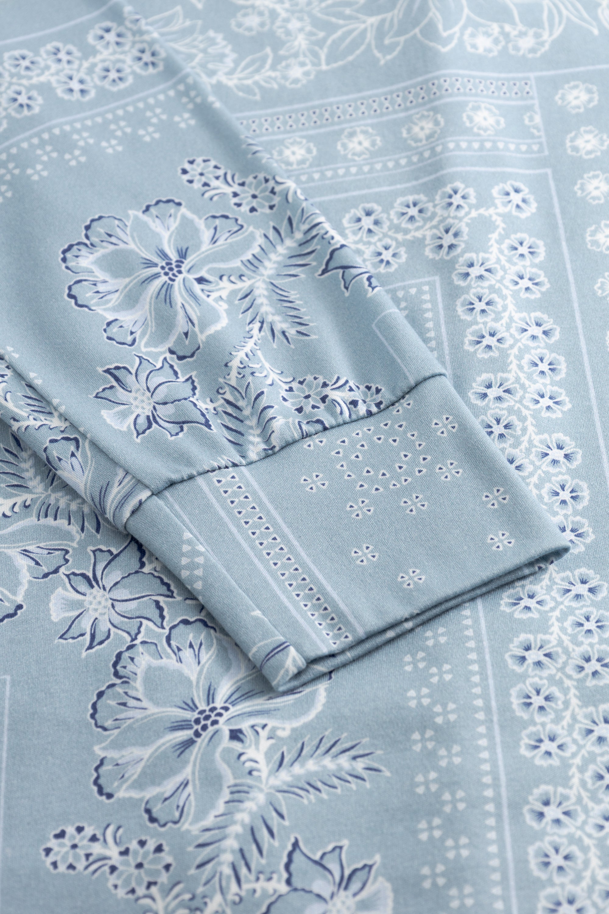 Robe de nuit mini Rösch, imprimé bandana
