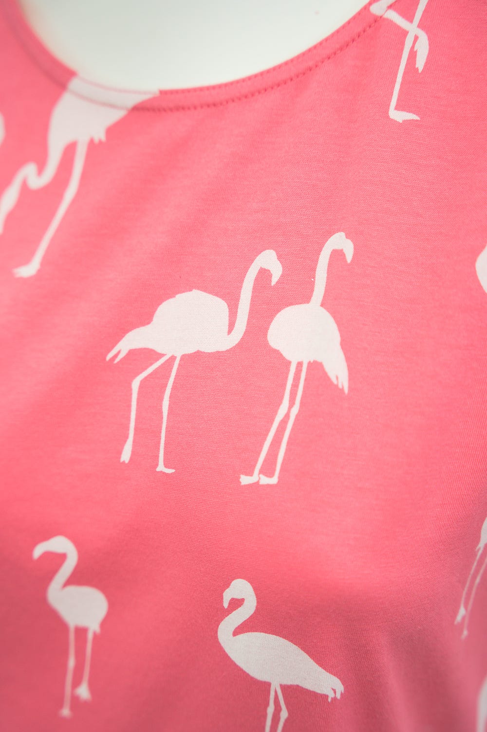 Rückansicht von Nachthemd im Flamingo-Druck 100% Baumwolle